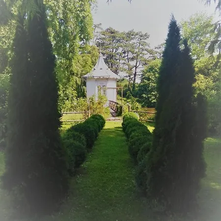 Ferienhaus Chateau De La Rucquetiere -